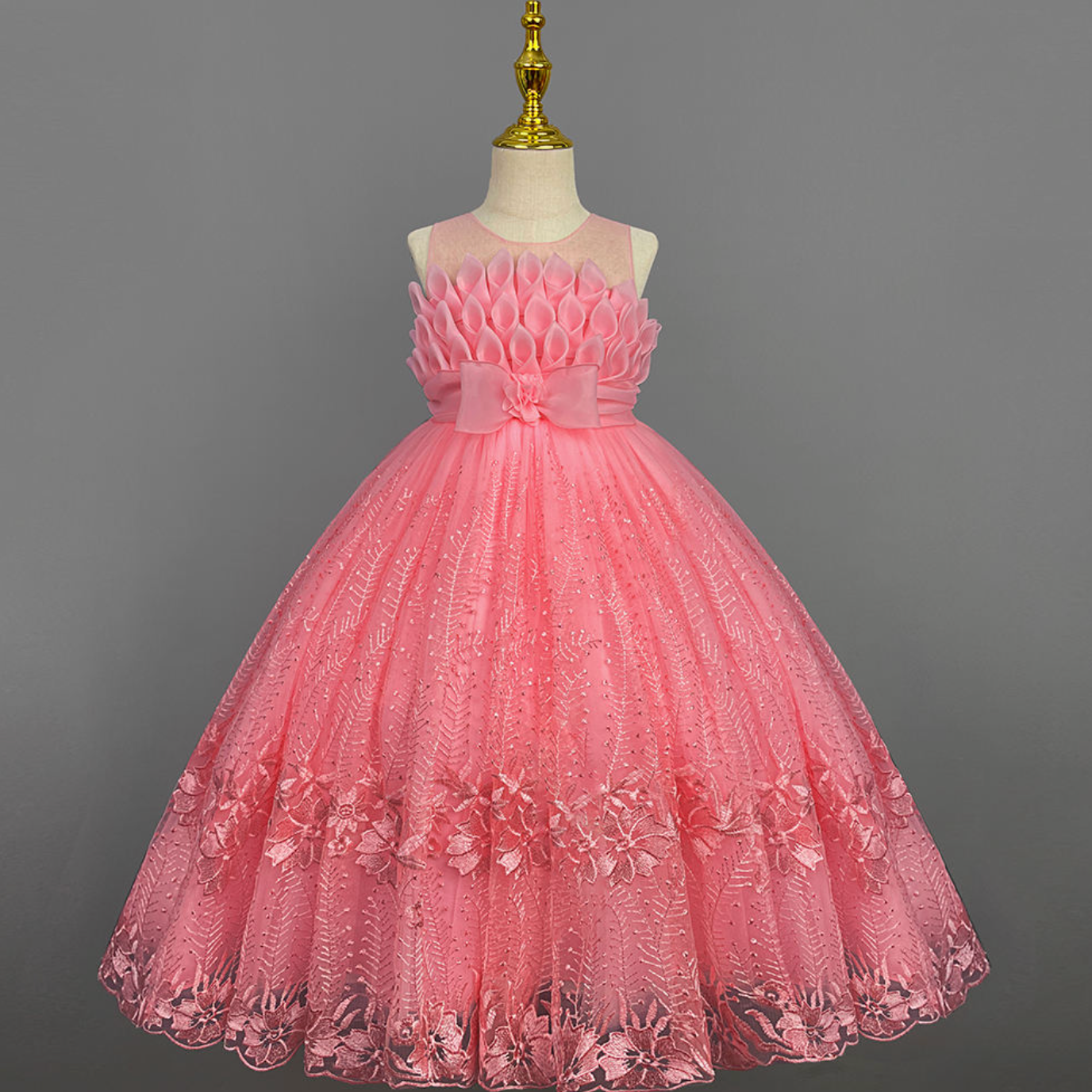 Lacebelle Princess Dress – Enchanting Floral Lace Backless Gown for Girls