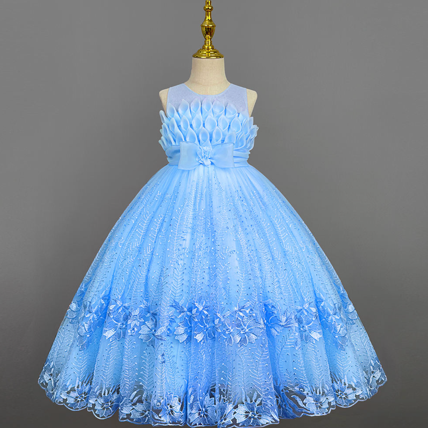Lacebelle Princess Dress – Enchanting Floral Lace Backless Gown for Girls
