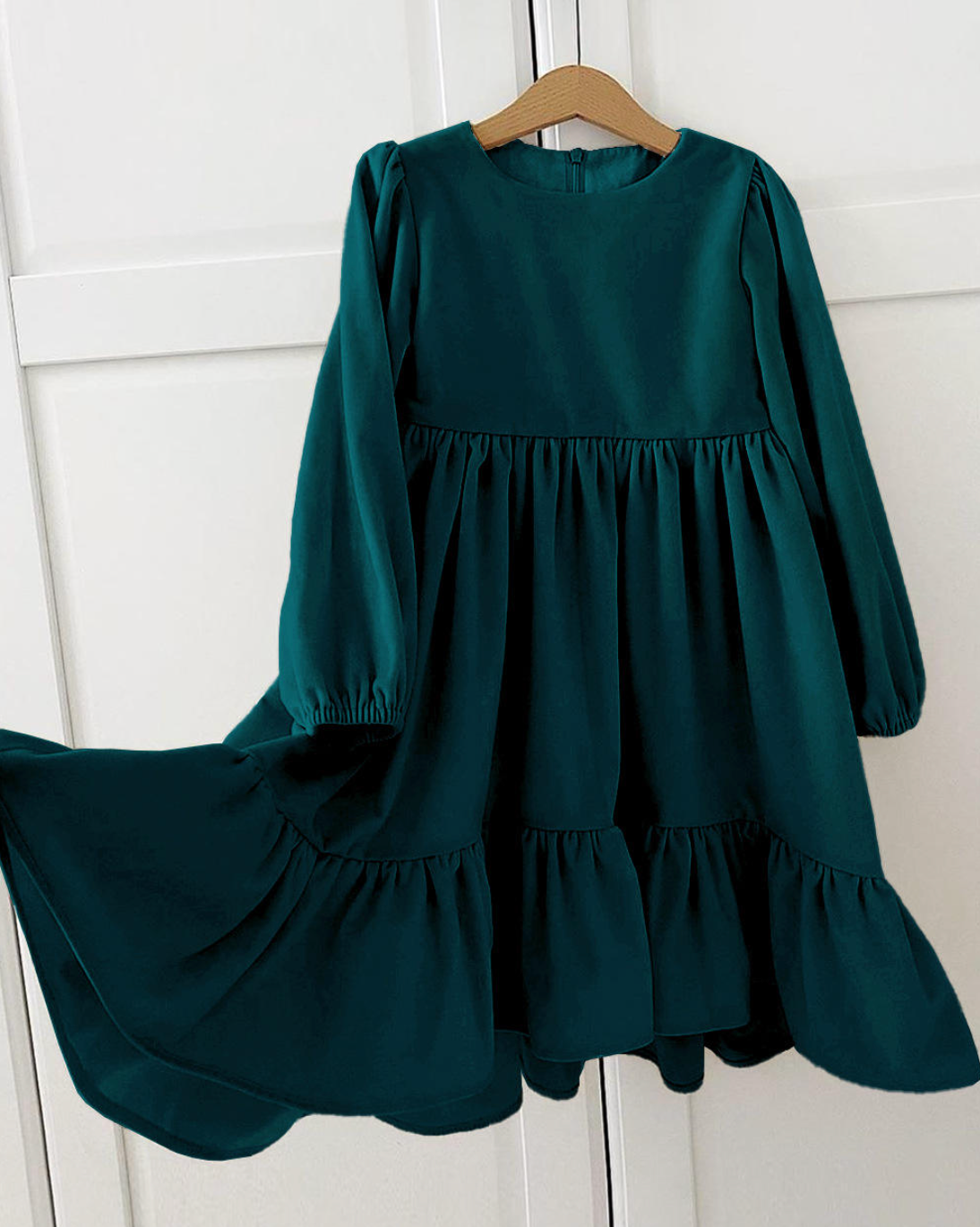 Enchanté Velvet Christmas Dress – Elegant Festive Party Gown